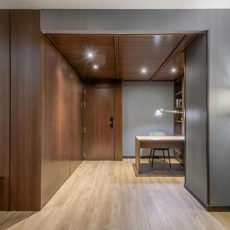 Ac Hotel Madrid Feria By Marriott Exterior photo