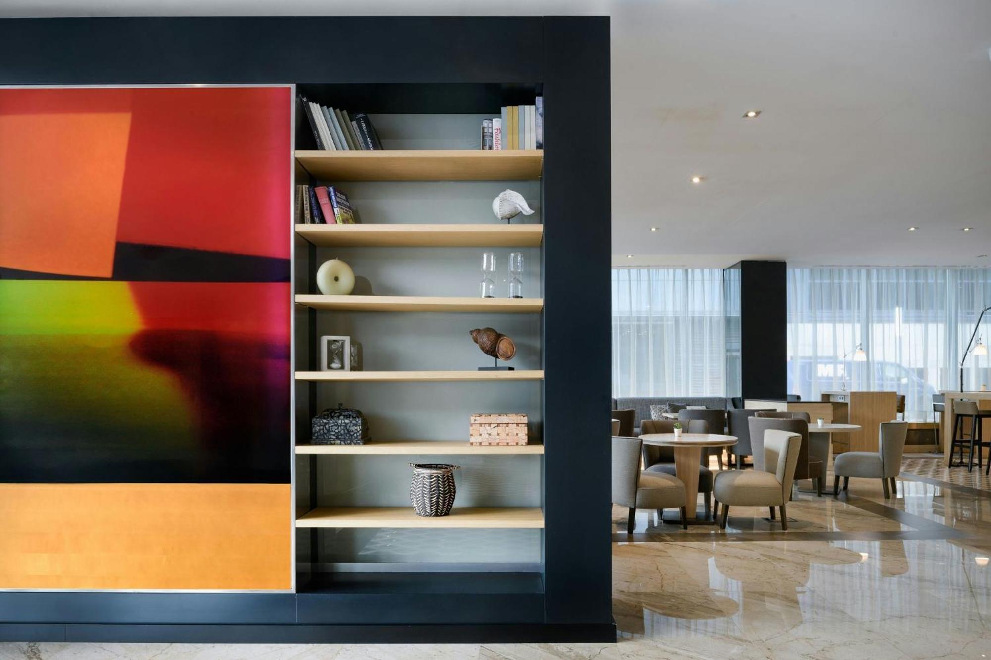 Ac Hotel Madrid Feria By Marriott Exterior photo