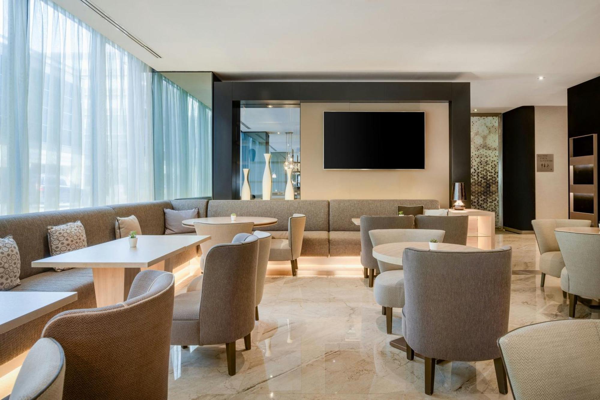 Ac Hotel Madrid Feria By Marriott Exterior photo