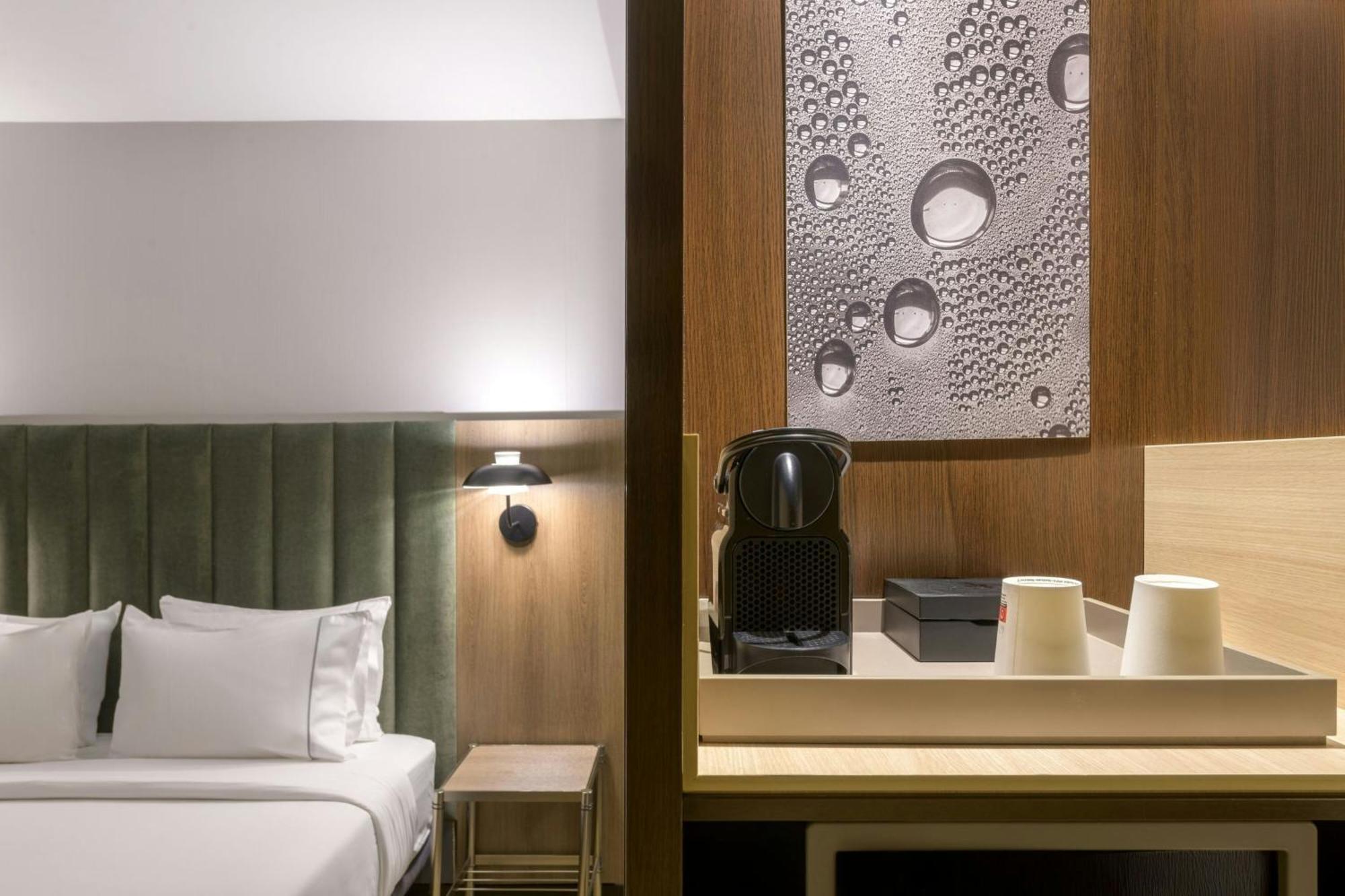 Ac Hotel Madrid Feria By Marriott Exterior photo