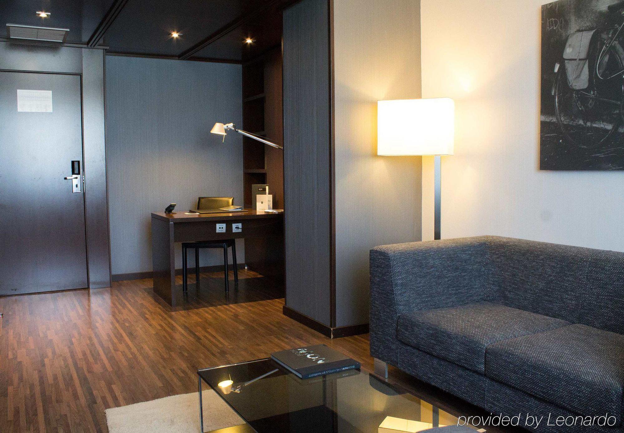 Ac Hotel Madrid Feria By Marriott Exterior photo